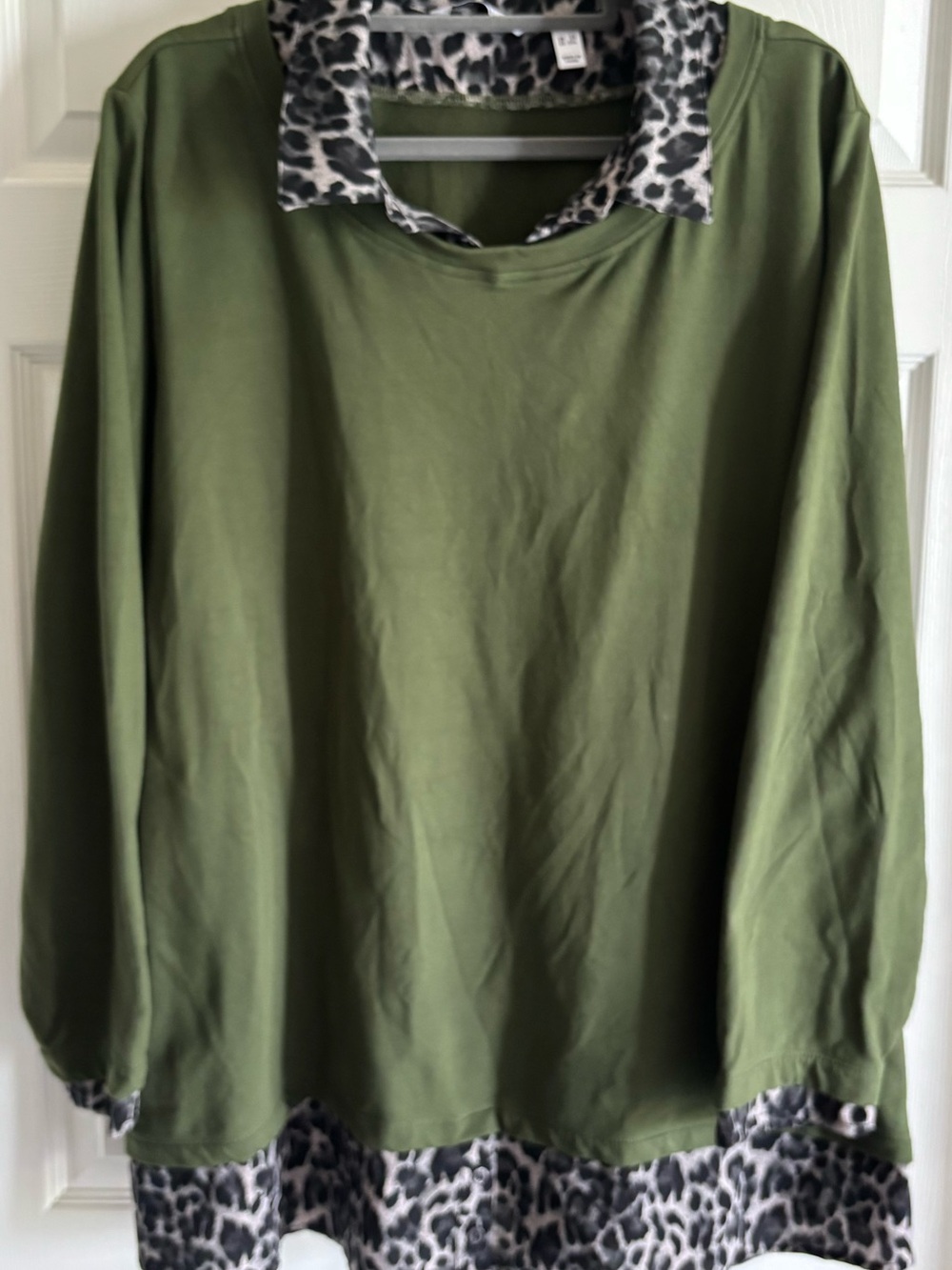 Isaac Mizrahi Olive Green Pullover with Leopard-Print Trim